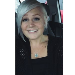 Meet your Posher, Lindsay