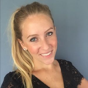 Meet your Posher, Abby