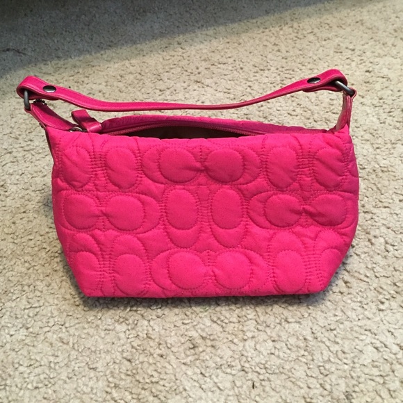 hot pink coach purse