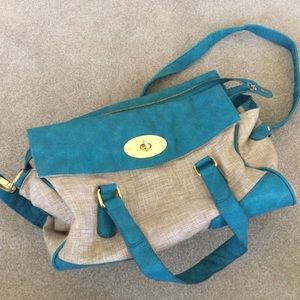 Urban Expressions Crossbody