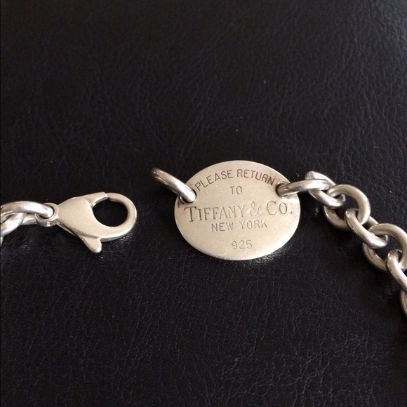 TIFFANY & CO NECKLACE