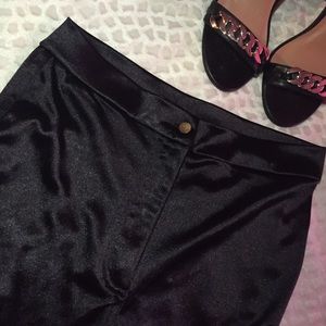 Disco black high waisted pants.