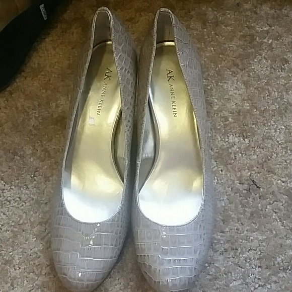 Taupe SnakeSkin Heels