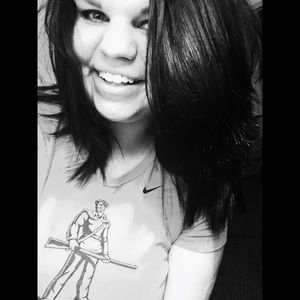 Meet your Posher, Alyssa