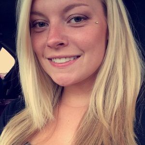 Meet your Posher, Ashlee