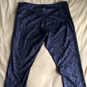 Lululemon Cadet Pretty Palm WUC