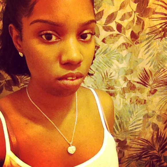 Meet your Posher, Tatianna - Picture 1 of 1