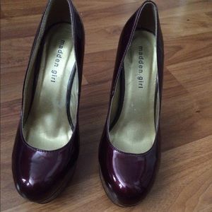 Steve Madden maroon platform heels