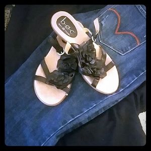 Born sandals