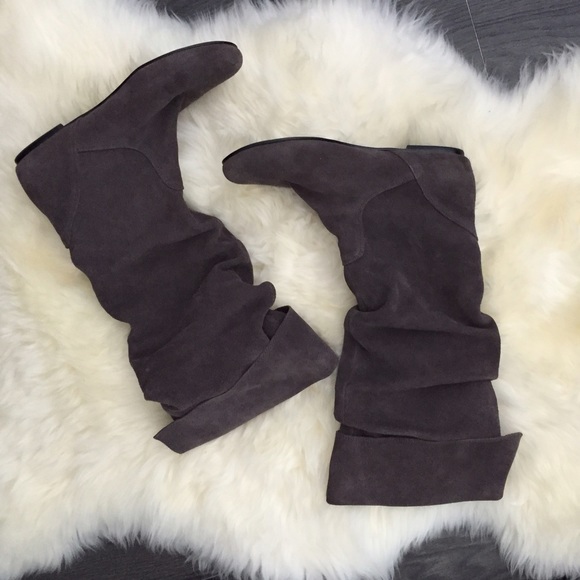 Steve Madden suede boots