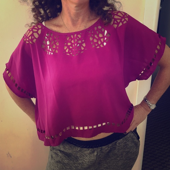 Silky short sleeve Lush top with cutouts!