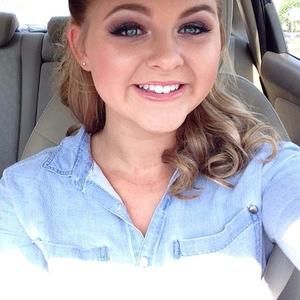 Meet your Posher, Victoria