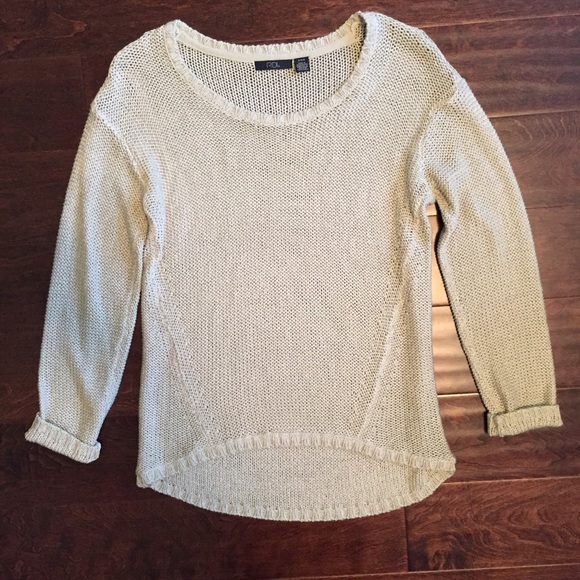 Tops - ⭐️Tan Knit Longsleeve