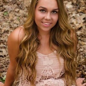 Meet your Posher, Olivia