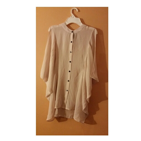 Light rose pink blouse with black buttons