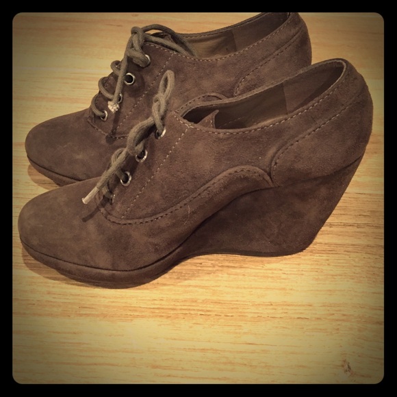 Geox Shoes - Geox platform lace up shoes in gray suede