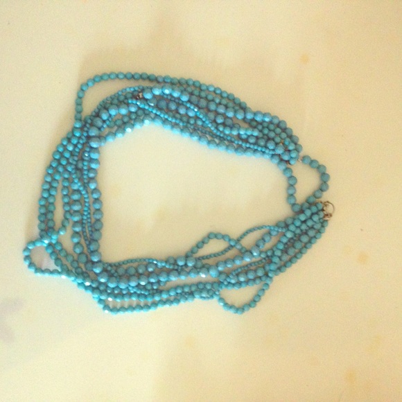 Blue bead necklace
