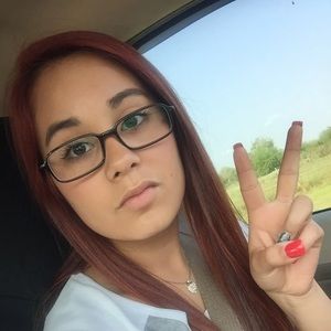 Meet your Posher, Stacy