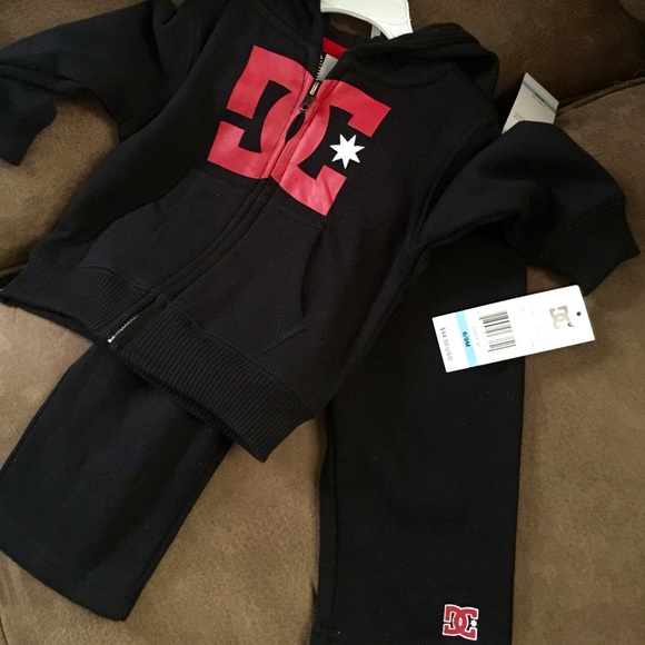 New DC outfit 6m-9m