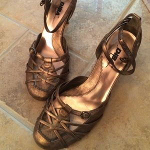 DIBA bronze sandal