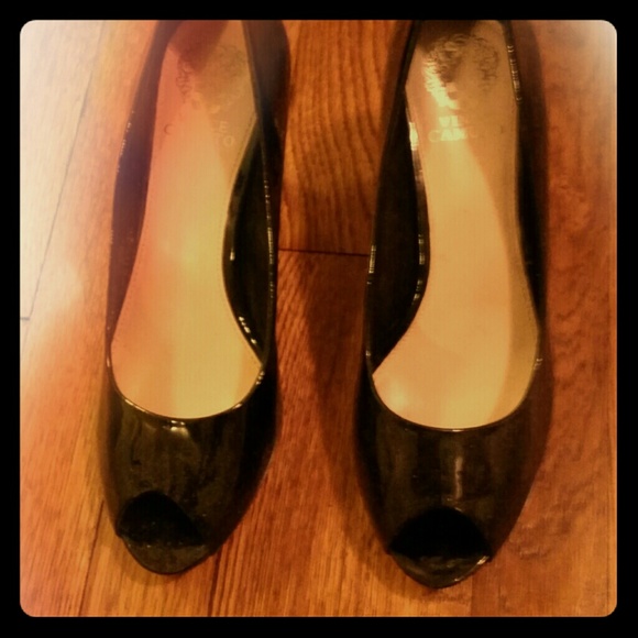 Vince Camuto Peep Toe Patent leather pumps