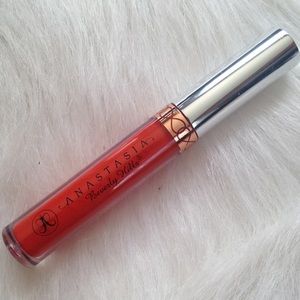 Anastasia Beverly Hills liquid lip color