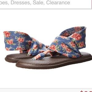 Sanuk NWT YOGA SLING