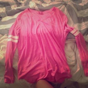 VS/ PINK sweat shirt hardly ever worn super cute!