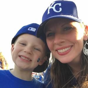 Meet your Posher, Angie