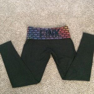 VS PINK Skinny Black Yoga Pants!
