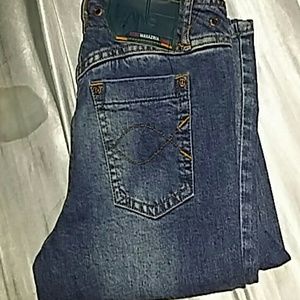 BCBG MAXAZARIA jeans