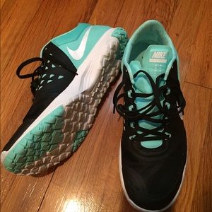 Nike MENS Cross Trainers. FS Lite 2.