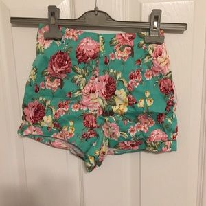 Brandy Melville Floral Bruna Shorts