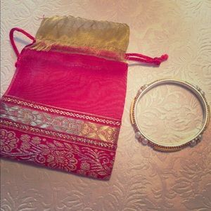 Pouch & Bracelet from India ❤️