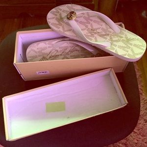 Michael kors flip flops