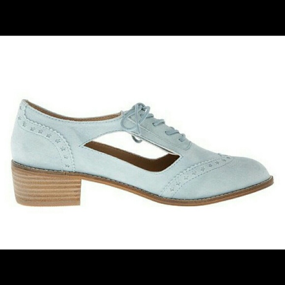 Shelly London light blue oxford