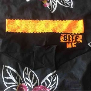 VS Pink Halloween Panty