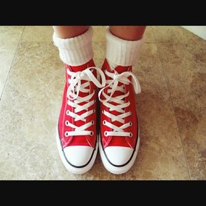 Red converse (high top)