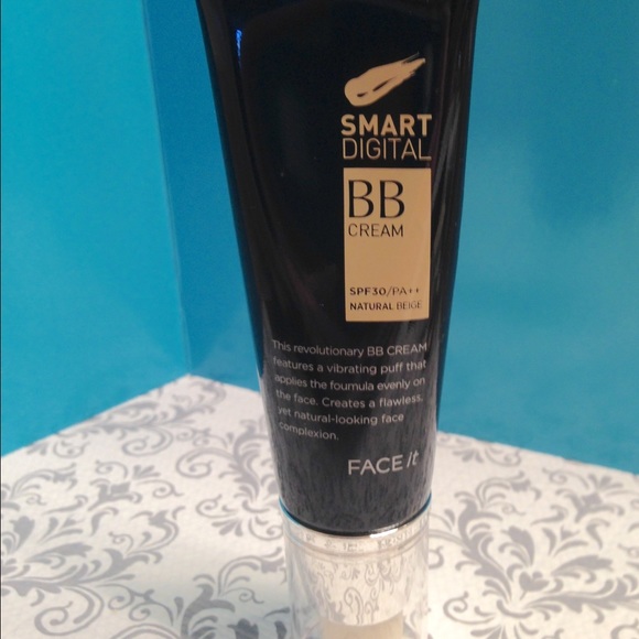 Smart Digital BB Cream SPF 30: Natural from Korea.