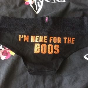 🚫SOLD ON ♏️🚫VS Pink Halloween Panty