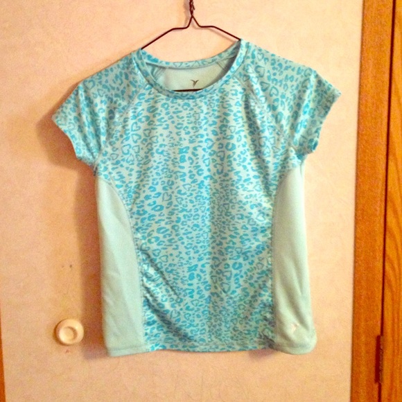 Sports shirt