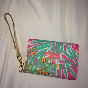 Lilly Pulitzer wristlet