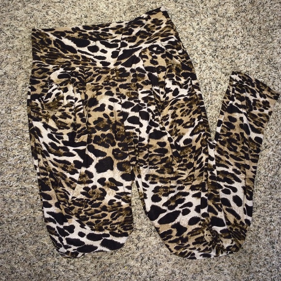 Cheetah print pants (joggers)