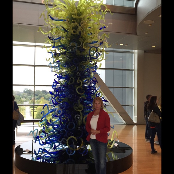 Meet your Posher, Beth - Picture 1 of 1