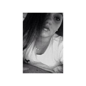 Meet your Posher, Katelyn