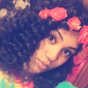 Meet your Posher, Rayesha