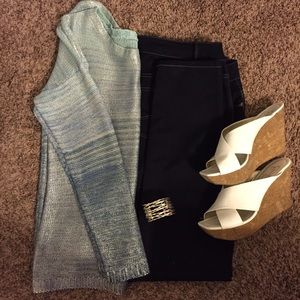 Beautiful long sleeve sweater with blues and teals