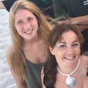 Meet your Posher, Dana