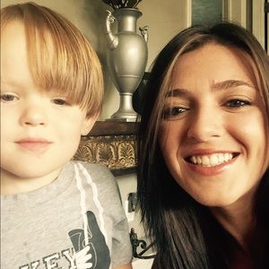 Meet your Posher, Carrie