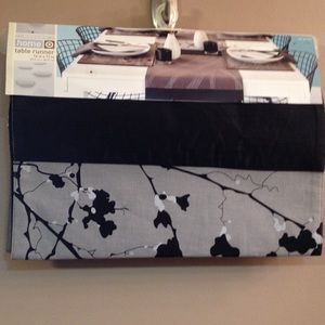 Modern home table runner